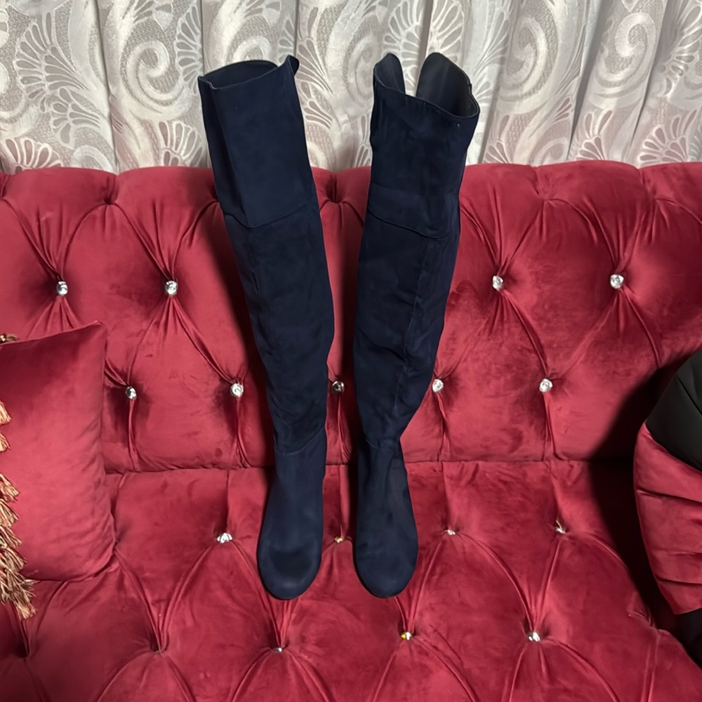 MINDY SIZE 7.5 thigh-high NWOT Royal Blue. Elevate your style.